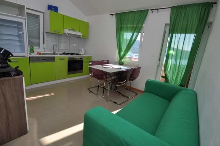 Panorama Sunset Apartments Крес Стая снимка