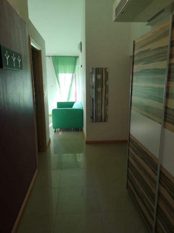 Panorama Sunset Apartments Крес Екстериор снимка