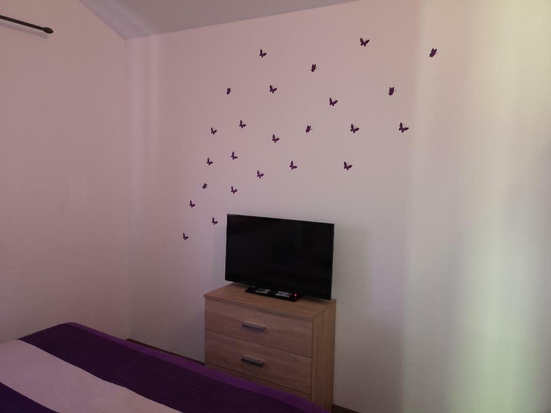 Panorama Sunset Apartments Крес Екстериор снимка