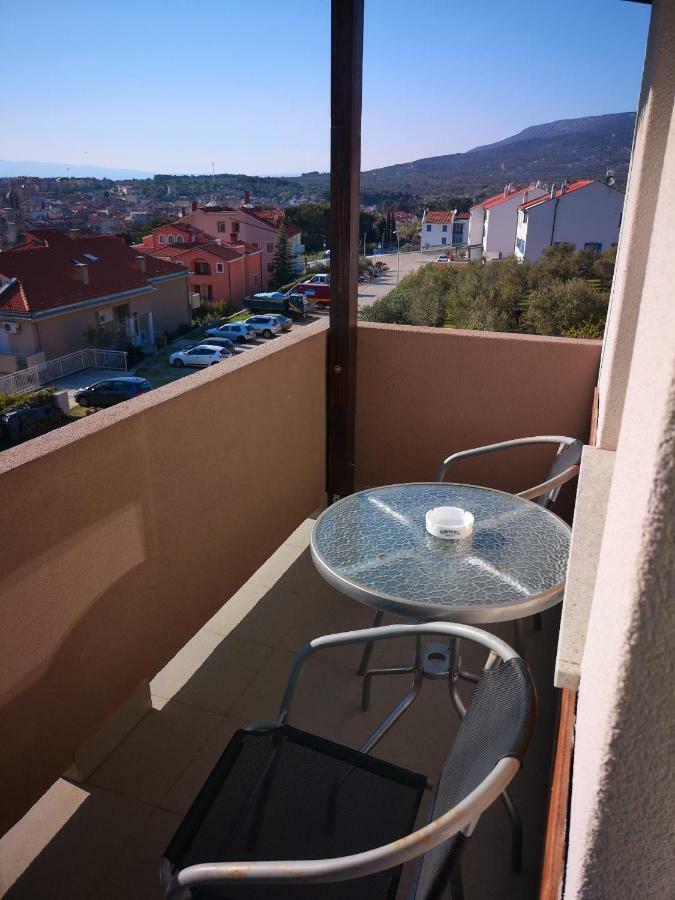 Panorama Sunset Apartments Крес Екстериор снимка